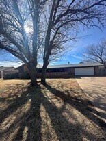 1108 Fairway Terrace in Clovis, NM - Building Photo