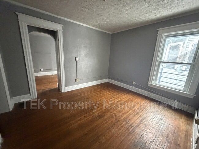 195 Parsells Ave in Rochester, NY - Building Photo - Building Photo