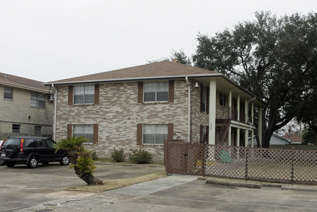 1508-1514 Carrollton Ave in Metairie, LA - Foto de edificio