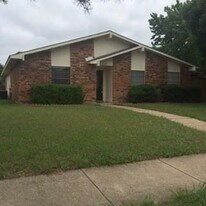 1609 Cumberland Trail in Plano, TX - Building Photo