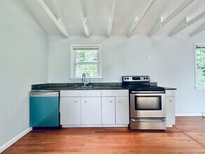 129 Sheldon Terrace in New Haven, CT - Building Photo - Building Photo