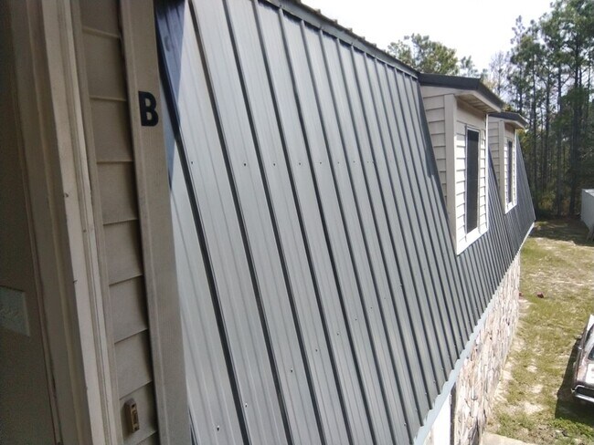 614 Drypoint Ln in Hope Mills, NC - Building Photo - Building Photo