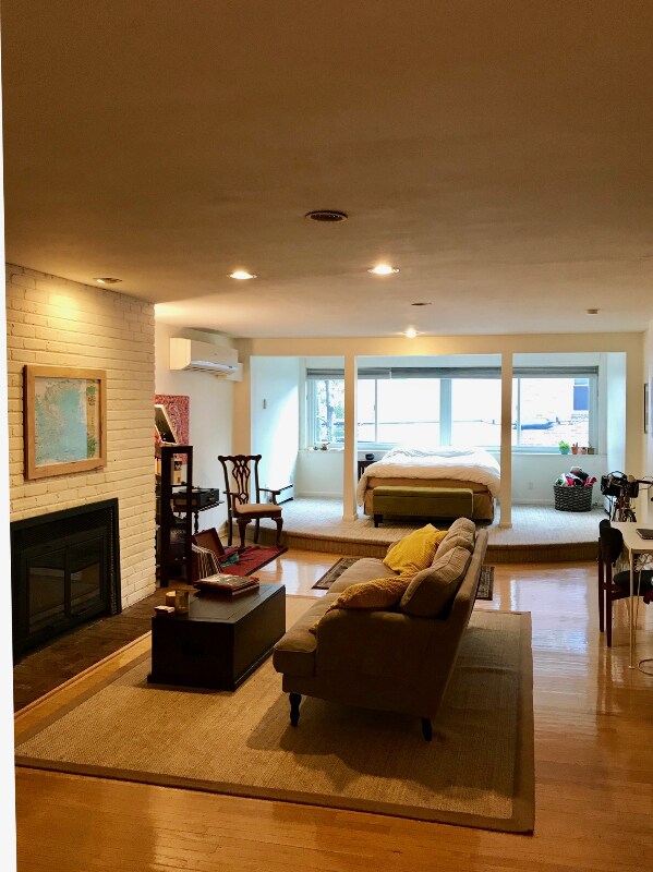 1926 Lombard St-Unit -2. floor in Philadelphia, PA - Foto de edificio - Building Photo