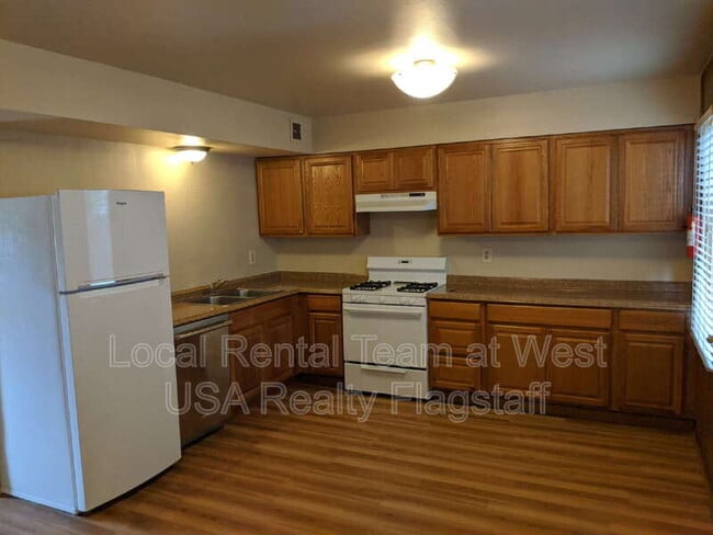 605 W Dale Ave in Flagstaff, AZ - Building Photo - Building Photo