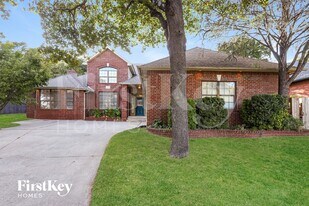 13 Berkshire Dr in Edmond, OK - Building Photo