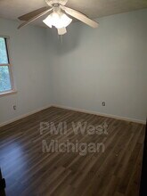 4254 Bond St in Holt, MI - Building Photo - Building Photo