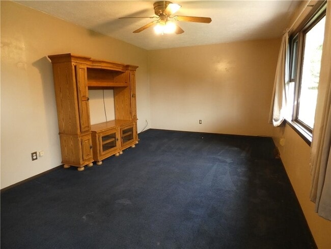 574 S Erie St in Mercer, PA - Building Photo - Building Photo