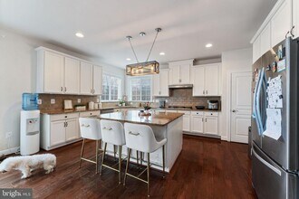 6526 Wayside Pl in Alexandria, VA - Building Photo - Building Photo