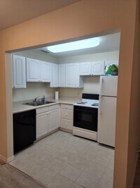 93 Spring Lake Dr photo'