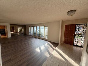 6391 13th St in Sacramento, CA - Building Photo - Building Photo