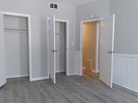 11 Elberon Pl in Albany, NY - Building Photo