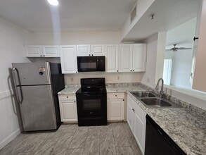 1161 Golden Lakes Blvd in West Palm Beach, FL - Building Photo - Building Photo