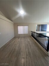 9804 Silver Chaps Ct in Las Vegas, NV - Foto de edificio - Building Photo