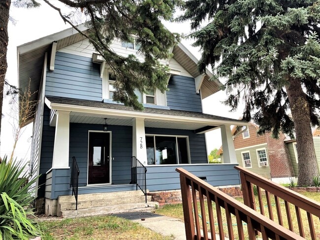 property at 728 W Montgomery Ave