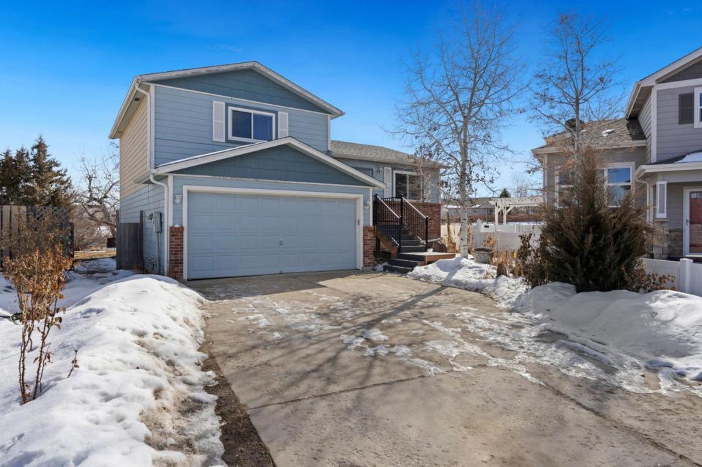 3722 Red Oak Ct in Loveland, CO - Building Photo