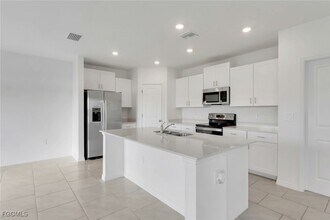 20360 Caroline Crk Pl in Lehigh Acres, FL - Building Photo - Building Photo