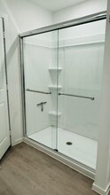 472 Shoreview Dr in Conroe, TX - Building Photo - Building Photo