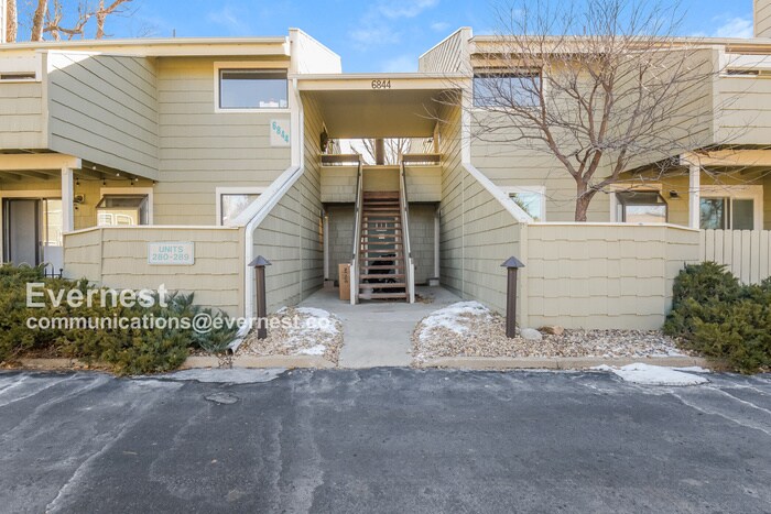 6844 Countryside Ln in Longmont, CO - Building Photo