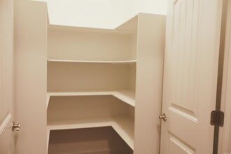 205 Windcrest Cir in Hot Springs, AR - Building Photo - Building Photo