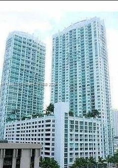 31 SE 5th St, Unit # 3208 in Miami, FL - Foto de edificio