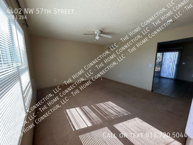 4402 NW 57th St in Kansas City, MO - Building Photo - Building Photo