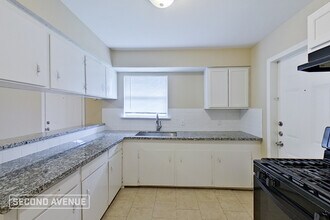 1112 Camden Rd in Pasadena, TX - Building Photo - Building Photo