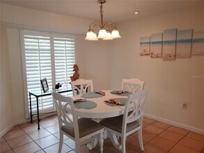 2745 Cardwell Way in Sarasota, FL - Building Photo - Building Photo