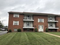 Canterbury in Independence, MO - Foto de edificio - Building Photo