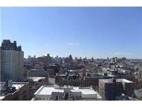 33 Greenwich Ave in New York, NY - Building Photo - Building Photo