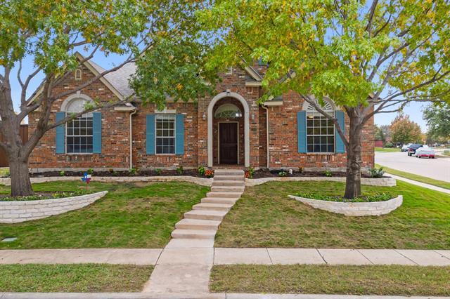 3809 Northpark Dr in The Colony, TX - Building Photo