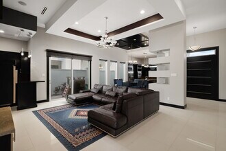 305 N Mockingbird Ave in Mission, TX - Building Photo - Building Photo