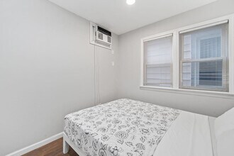 35 W 50th St in Bayonne, NJ - Building Photo - Building Photo