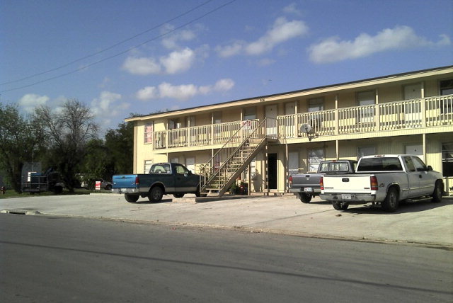 604 Villa Maria Blvd in Brownsville, TX - Building Photo - Building Photo