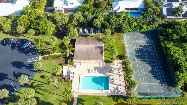 2370 NE Ocean Blvd in Stuart, FL - Building Photo - Building Photo