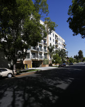 Patio Apartments in Los Angeles, CA - Building Photo - Building Photo