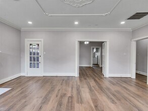 4625 Bell St in Houston, TX - Building Photo - Building Photo