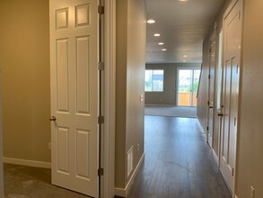 400 N 30th Dr in Ridgefield, WA - Building Photo - Building Photo