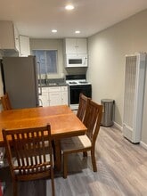 7860 1/2 Calobar Ave in Whittier, CA - Building Photo - Building Photo