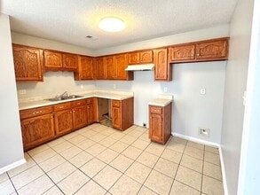 1623 Central Trails Dr in Southaven, MS - Building Photo - Building Photo