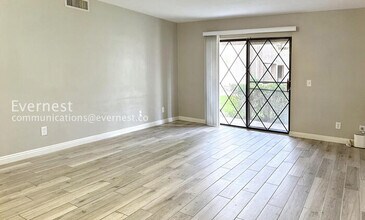 1920 W Lindner Ave in Mesa, AZ - Foto de edificio - Building Photo