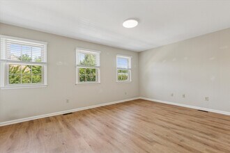 437 Franklin Ct in Collegeville, PA - Foto de edificio - Building Photo