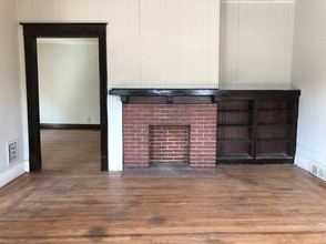 232 W Delavan Ave in Buffalo, NY - Building Photo - Building Photo