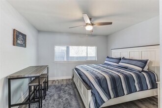 12500 Melville Dr in Montgomery, TX - Foto de edificio - Building Photo