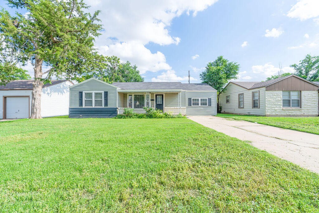 3417 28th St in Lubbock, TX - Building Photo