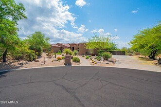8193 E Sand Flower Dr in Scottsdale, AZ - Foto de edificio - Building Photo