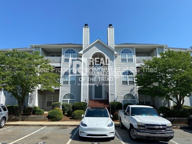 property at 5012 Lawndale Dr