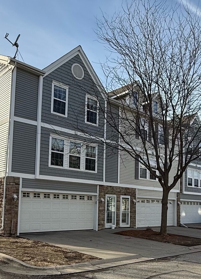 property at 350 NE Sandalwood