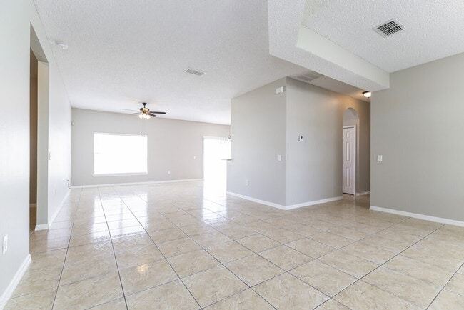 2863 Berkshire Cir in Kissimmee, FL - Building Photo - Building Photo