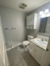 140-140 Asher Rd in Kelowna, BC - Building Photo - Building Photo