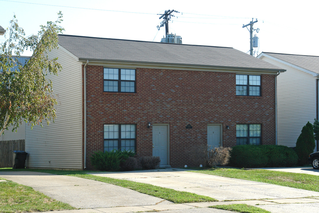 2887 Gribbin Dr in Lexington, KY - Foto de edificio